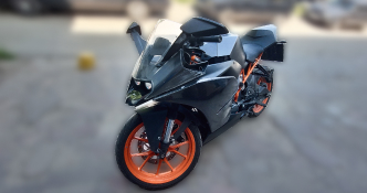 <p><strong>KTM RC200</strong> — 2015 года</p>
